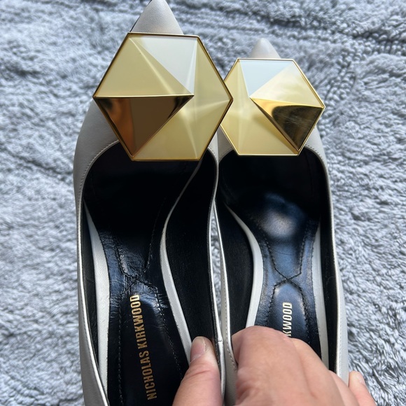 Heels - Picture 3 of 7